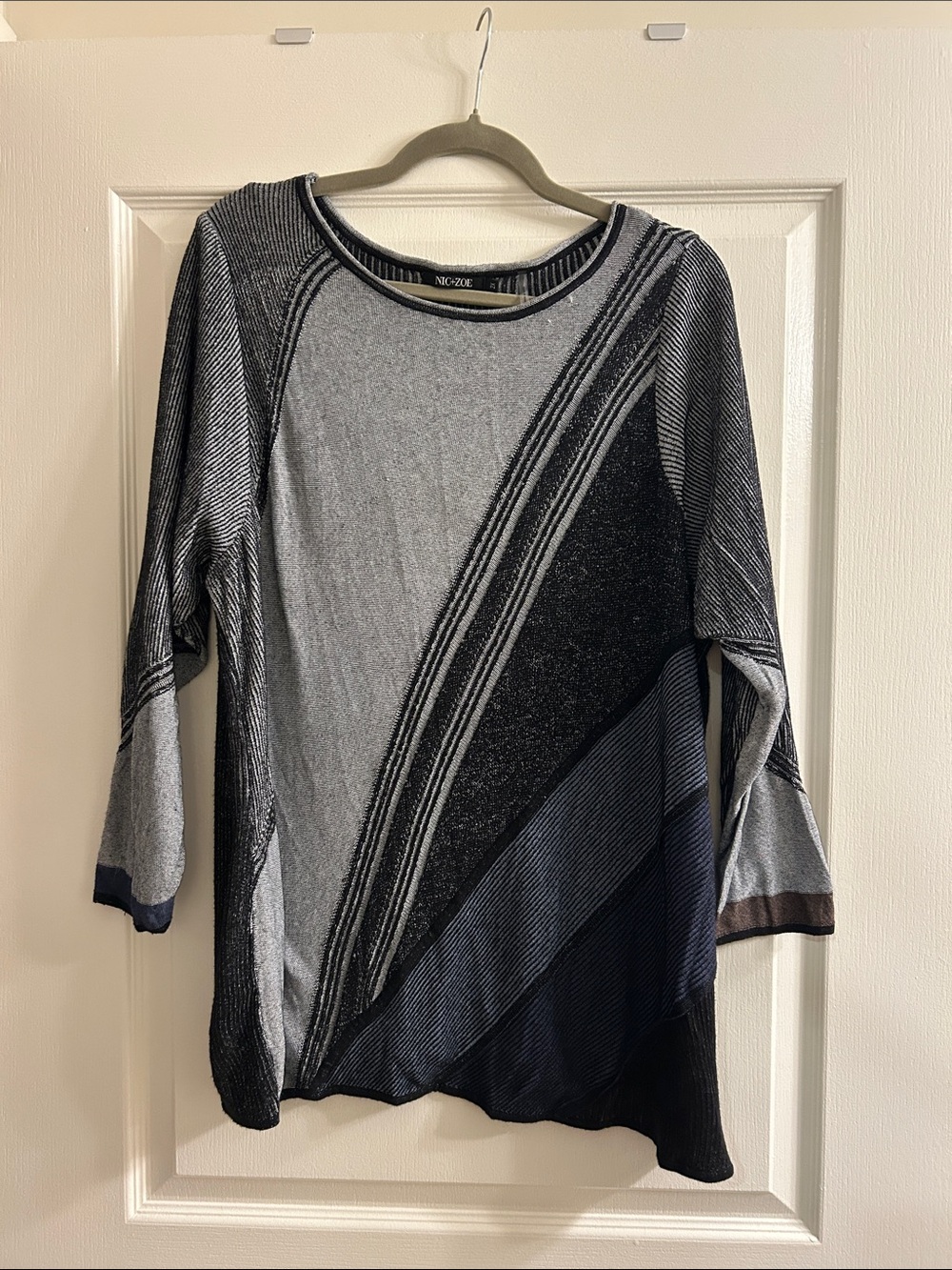 NIC+ZOE Black & Gray Striped Knit Tunic